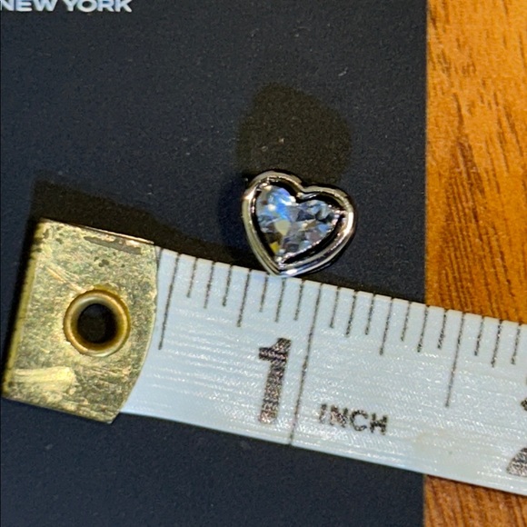 Brand New in Box Coach Silver Tone Heart Halo Stud  Earrings - Picture 5 of 11